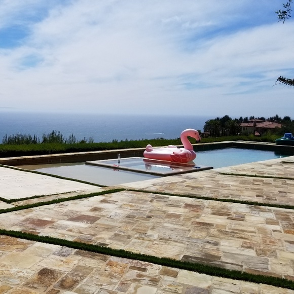 Meet your Posher, Cliff - Picture 2 of 4